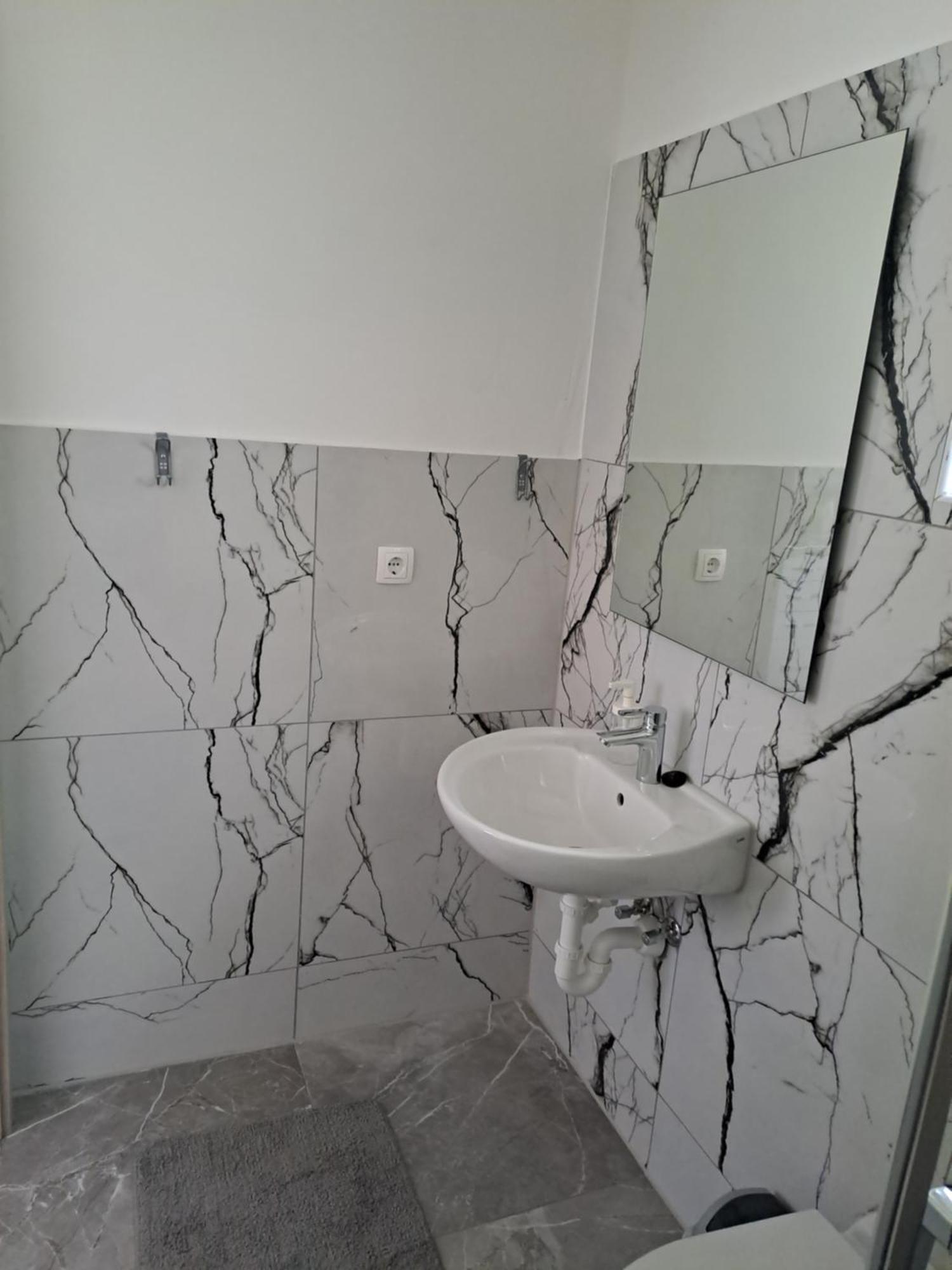 Sara1 Apartment Slavonski Brod Ngoại thất bức ảnh